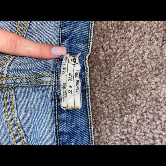 Free People Jean shorts with Lace Hem - Picture 8 of 8